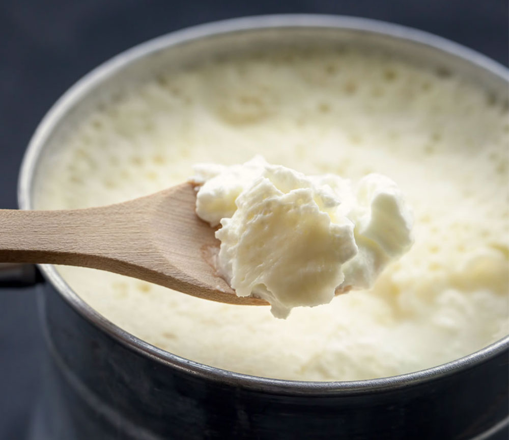 A2 sütten Sağlıklı, lezzetli yoğurt nasıl yapılır?